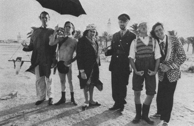 Montybeach.jpg (43189 bytes)